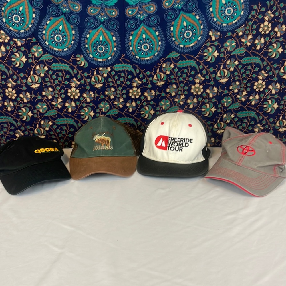 Lot of four hats